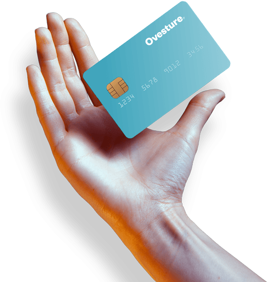 Hand holding the Ovesture card